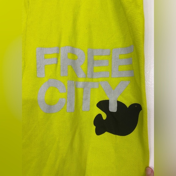 FREECITY Logo Cotton Sweatpant Glo Yellow Size Large - Picture 4 of 8
